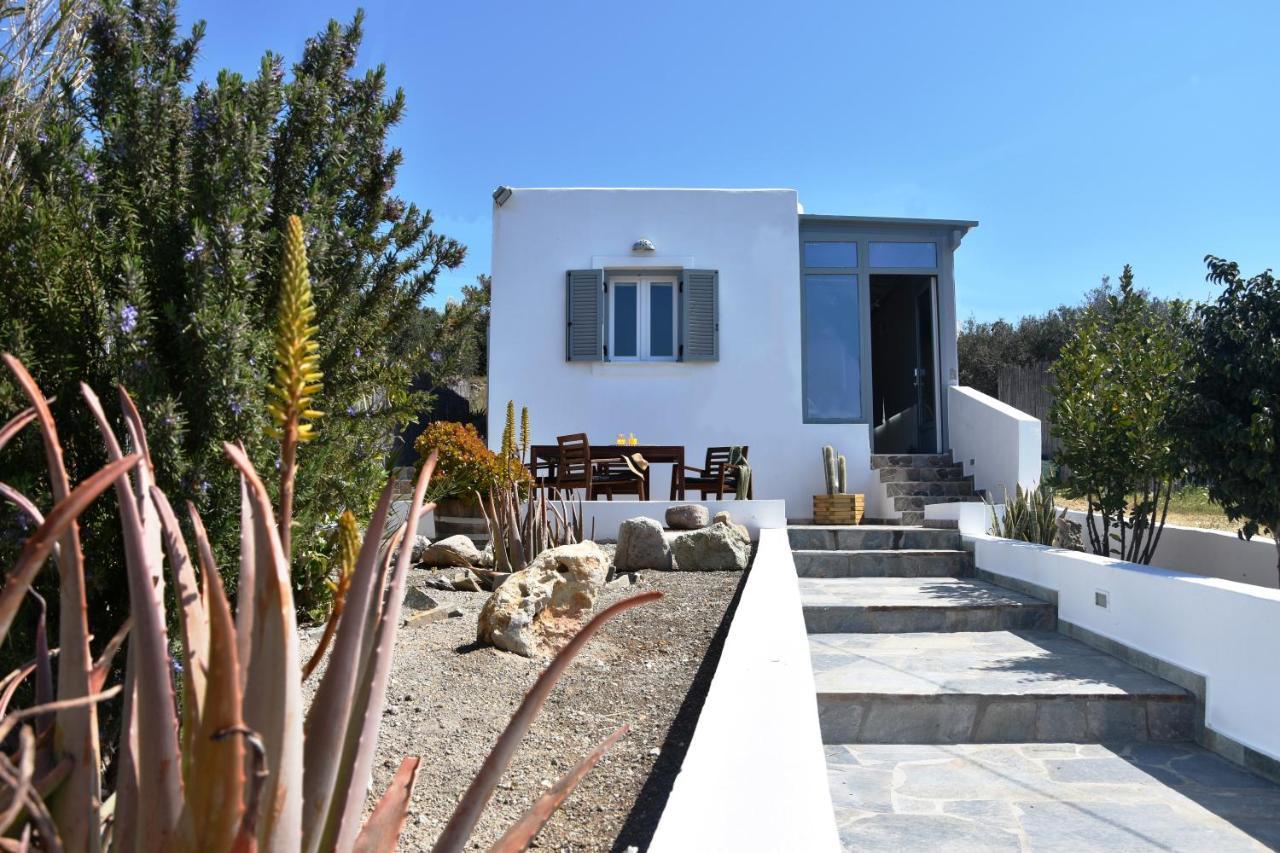 Nelleas Home Adámas Eksteriør bilde