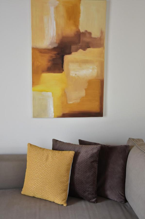 Nelleas Home Adámas Eksteriør bilde