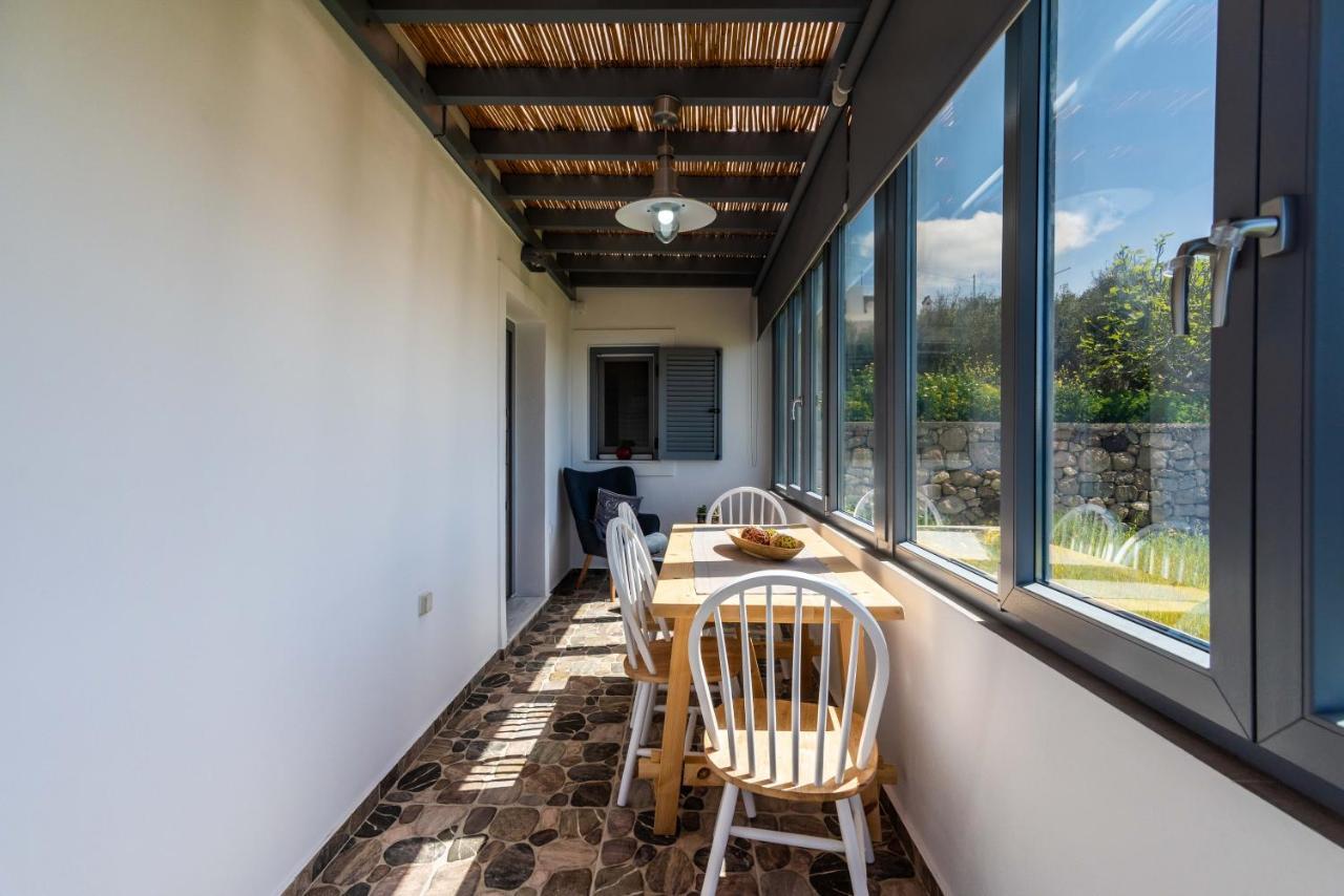 Nelleas Home Adámas Eksteriør bilde