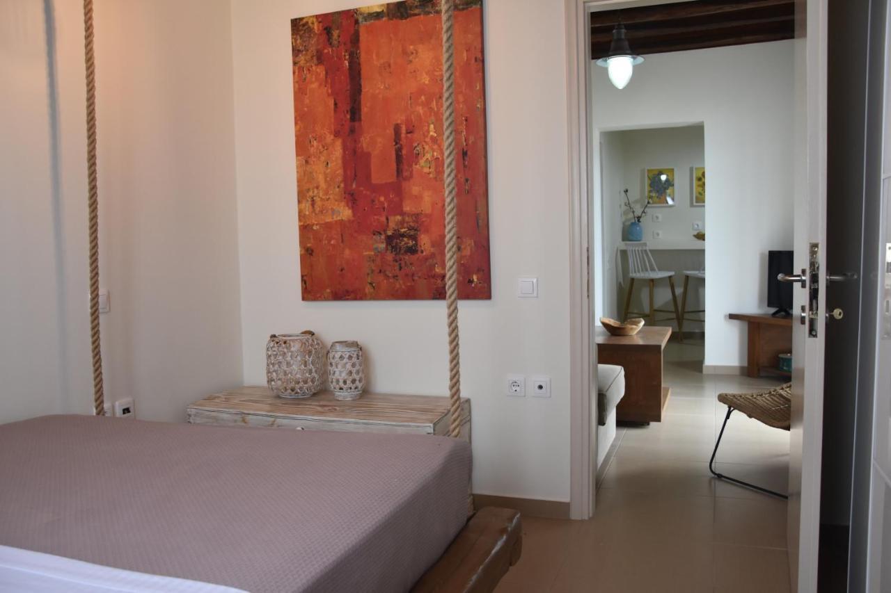 Nelleas Home Adámas Eksteriør bilde