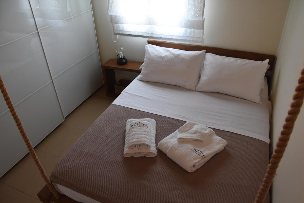 Nelleas Home Adámas Eksteriør bilde